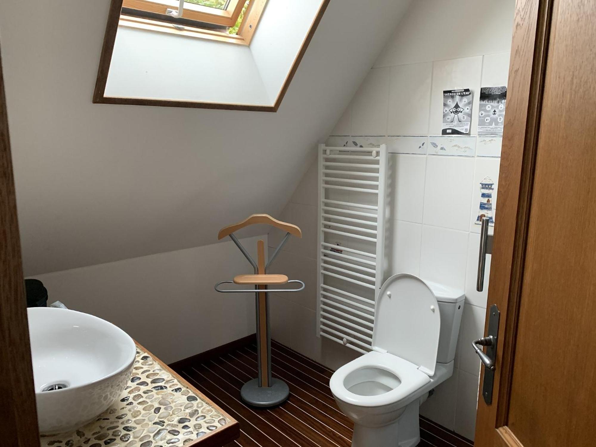 Le Clos Des Tilleuls D Day Home, Chambres D'Hotes, Suite Avec Sauna Privatif, Suite Avec Balneotherapie Privative, En Supplement Option Spa Bain A Remous La Vendelée Pokoj fotografie